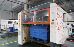 中空板自動沖壓機設備